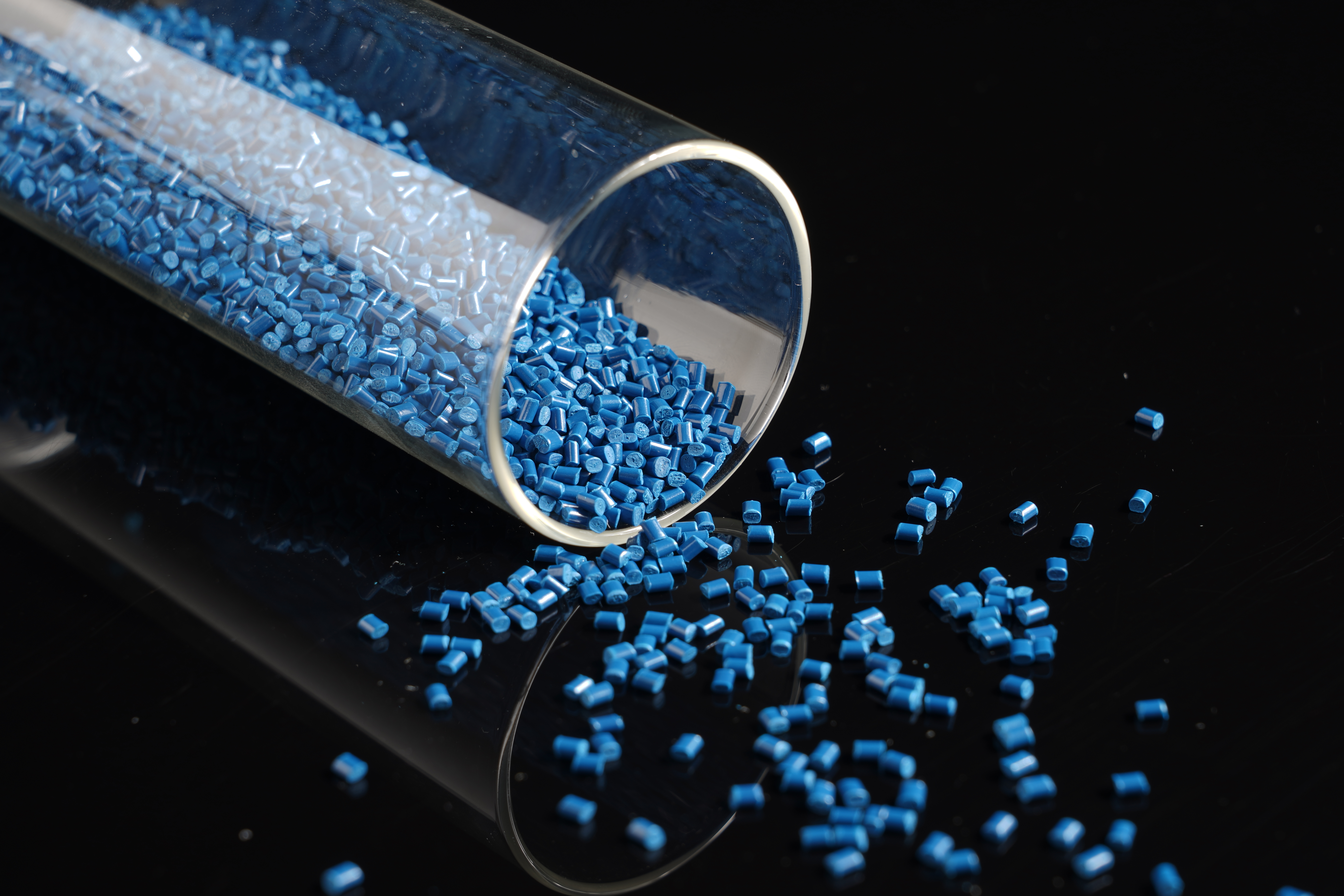 مقدمة موجزة عن PC/ABS ومشاكل الحقن الشائعة وحلولها